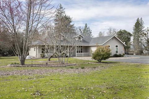 2085 Stringer Gap Rd, Grants Pass, OR 97527 photo 1