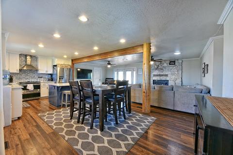 12400 Agate Rd, Eagle Point, OR 97524 photo 12