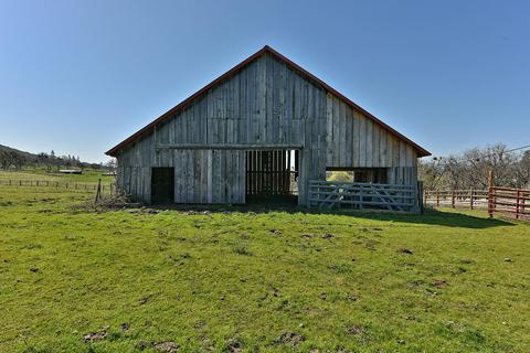 12400 Agate Rd, Eagle Point, OR 97524 photo 40