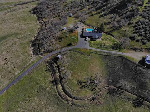 12400 Agate Rd, Eagle Point, OR 97524 photo 17