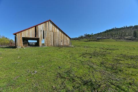 12400 Agate Rd, Eagle Point, OR 97524 photo 41