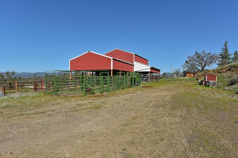 12400 Agate Rd, Eagle Point, OR 97524 photo 34
