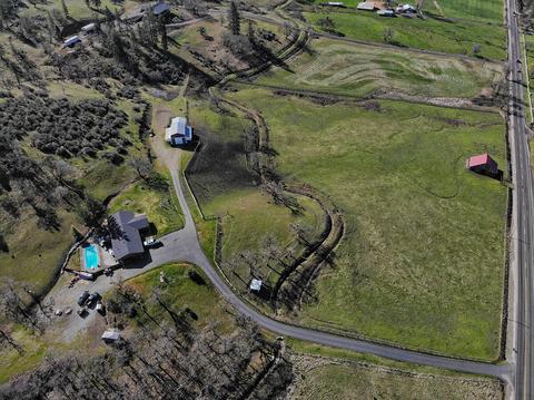 12400 Agate Rd, Eagle Point, OR 97524 photo 23
