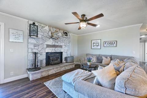 12400 Agate Rd, Eagle Point, OR 97524 photo 10