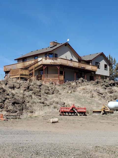 23549 Hwy 20, Bend, OR 97702 photo 4