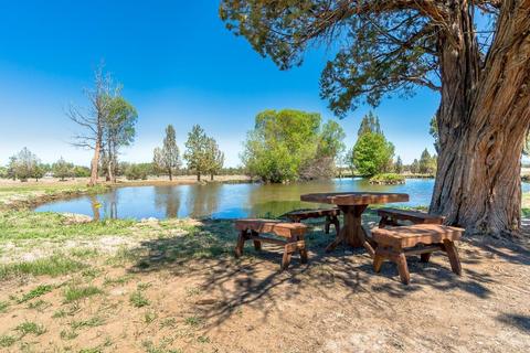 23549 Hwy 20, Bend, OR 97702 photo 17