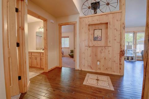 53445 Kokanee Ln, La Pine, OR 97739 photo 4