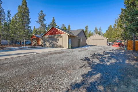 53445 Kokanee Ln, La Pine, OR 97739 photo 1