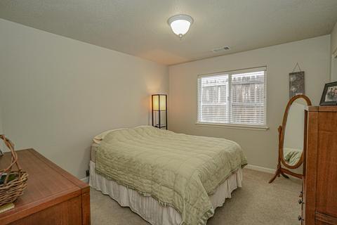950 Crystal Dr, Eagle Point, OR 97524 photo 18