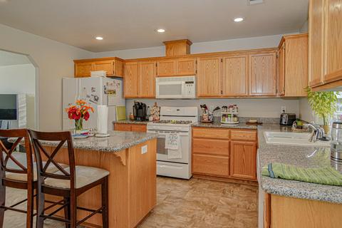 950 Crystal Dr, Eagle Point, OR 97524 photo 10