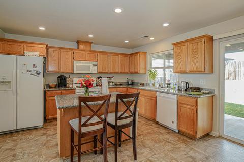 950 Crystal Dr, Eagle Point, OR 97524 photo 9