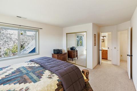 475 S Obenchain Rd, Eagle Point, OR 97524 photo 41