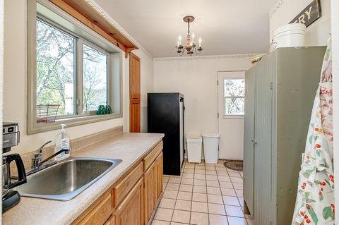 475 S Obenchain Rd, Eagle Point, OR 97524 photo 43