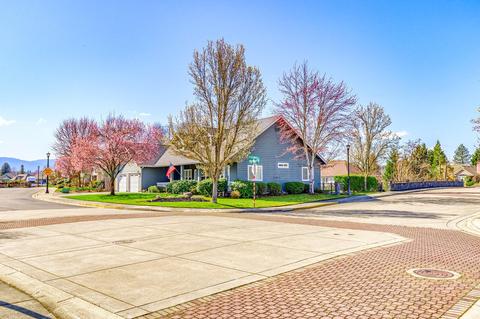1254 Devonshire Way, Grants Pass, OR 97526 photo 32