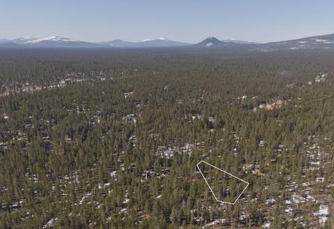 15170 Yellow Pine Loop, Bend, OR 97707 photo 2