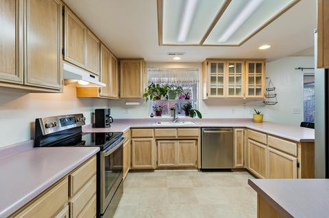 1301 Pacific Ln, Phoenix, OR 97535 photo 11