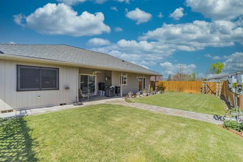 6832 Table Rock Rd, Central Point, OR 97502 photo 14
