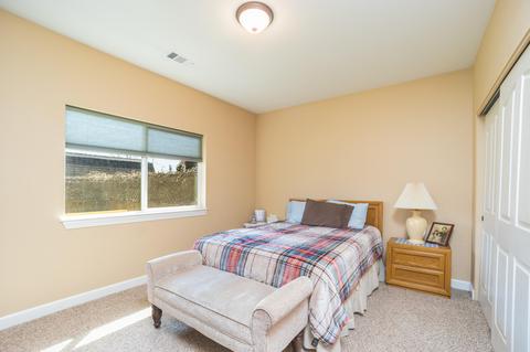6832 Table Rock Rd, Central Point, OR 97502 photo 7
