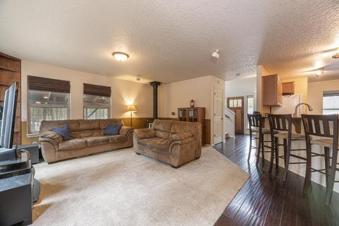 17453 Grebe Dr, Bend, OR 97707 photo 9