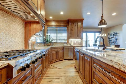 56936 Dancing Rock Loop, Bend, OR 97707 photo 7