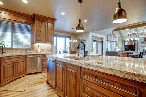 56936 Dancing Rock Loop, Bend, OR 97707 photo 6