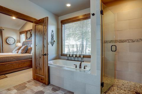 56936 Dancing Rock Loop, Bend, OR 97707 photo 25