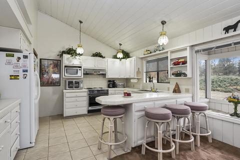 64979 Hwy 20, Bend, OR 97703 photo 19