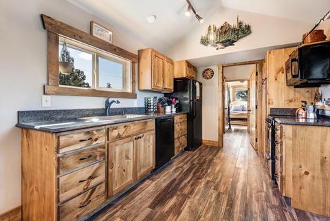 64788 Collins Rd, Bend, OR 97703 photo 29