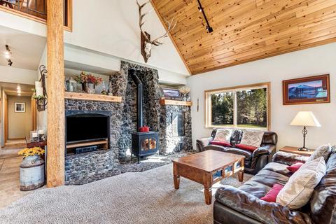 64788 Collins Rd, Bend, OR 97703 photo 7