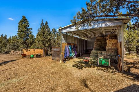 64788 Collins Rd, Bend, OR 97703 photo 48