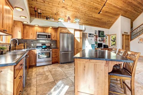 64788 Collins Rd, Bend, OR 97703 photo 11