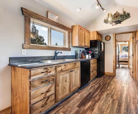 64788 Collins Rd, Bend, OR 97703 photo 30