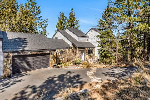19075 Saddleback Ln, Bend, OR 97703 photo 5