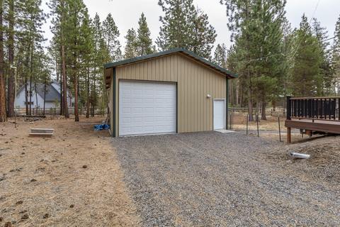 15323 Bear St, La Pine, OR 97739 photo 3