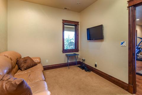 27113 Briggs Hill Rd, Eugene, OR 97401 photo 21