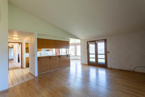 3990 E Antelope Rd, Eagle Point, OR 97524 photo 6