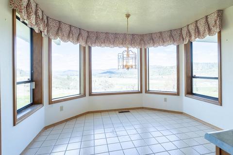 3990 E Antelope Rd, Eagle Point, OR 97524 photo 7