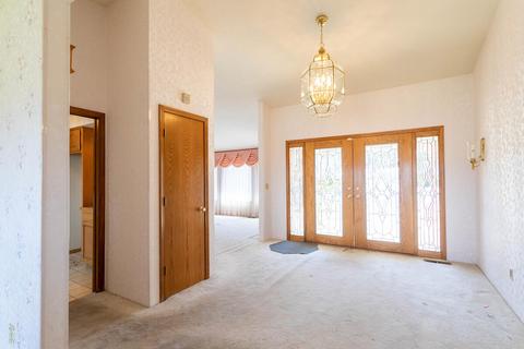 3990 E Antelope Rd, Eagle Point, OR 97524 photo 3