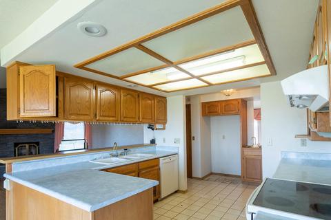 3990 E Antelope Rd, Eagle Point, OR 97524 photo 9