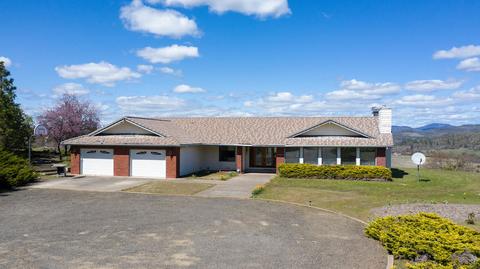 3990 E Antelope Rd, Eagle Point, OR 97524 photo 1