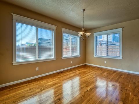 873 Crystal Dr, Eagle Point, OR 97524 photo 11