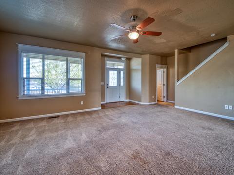 873 Crystal Dr, Eagle Point, OR 97524 photo 5