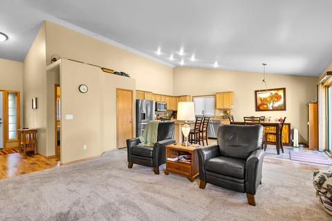 20554 Conifer Ave, Bend, OR 97702 photo 6