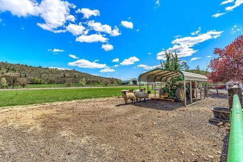 11691 Agate Rd, Eagle Point, OR 97524 photo 5