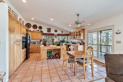11691 Agate Rd, Eagle Point, OR 97524 photo 9