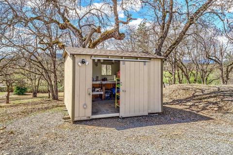 11691 Agate Rd, Eagle Point, OR 97524 photo 30