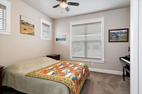 414 Stone Pointe Dr, Central Point, OR 97502 photo 17