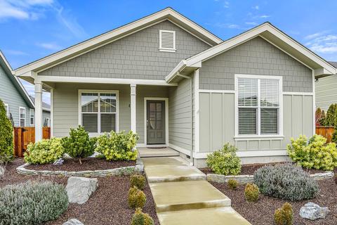 414 Stone Pointe Dr, Central Point, OR 97502 photo 1