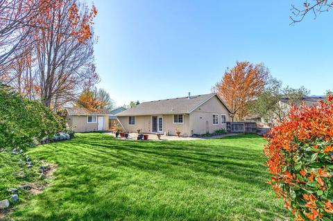 109 C Ct, Phoenix, OR 97535 photo 2