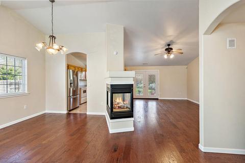 109 C Ct, Phoenix, OR 97535 photo 6